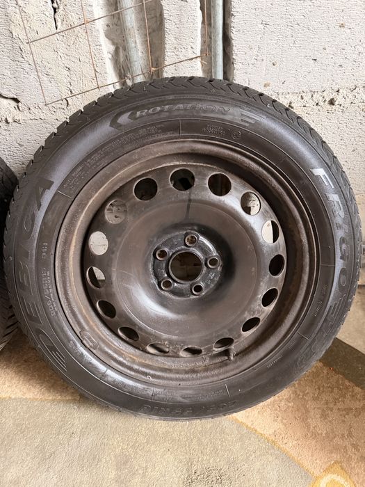 Opony zimowe Debica 205/55/16 jak nowe