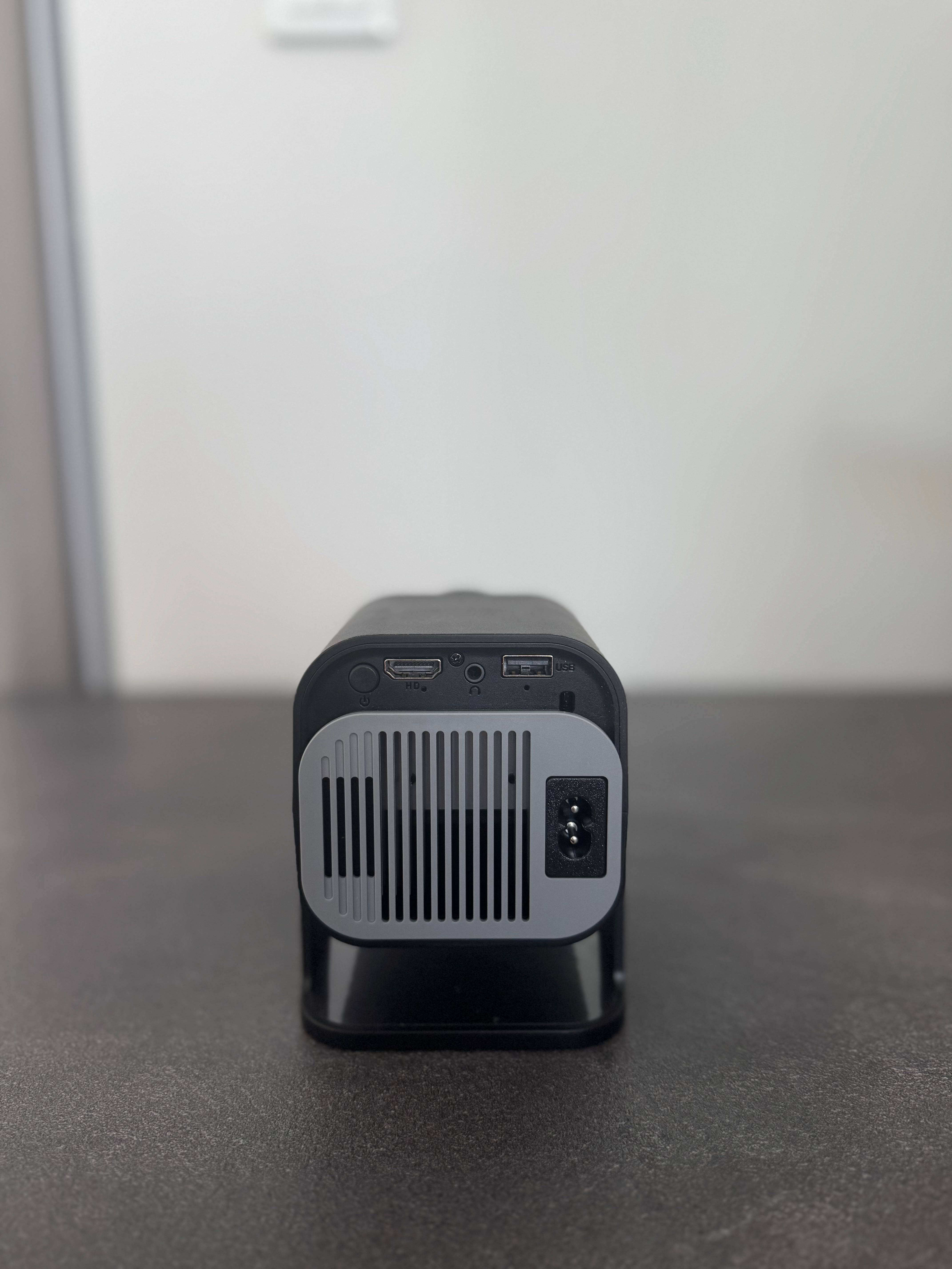 Projector Magcubic HY320