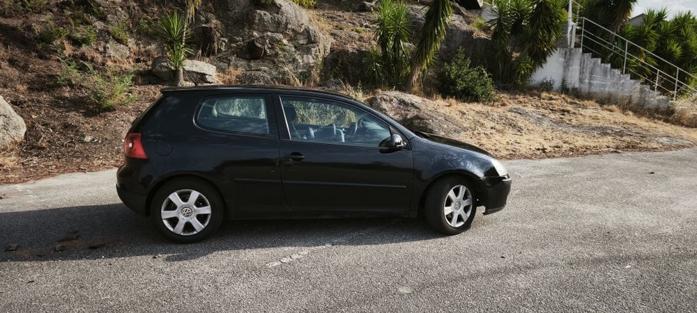VW Golf V 1.9 TDI 105cv