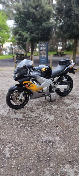 Honda Cbr600f4 1999