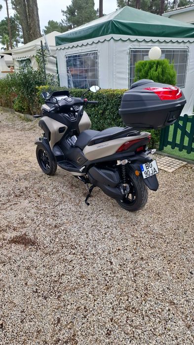 Vendo yamaha tricity 300 com garantia de fabrica até Janeiro 2027