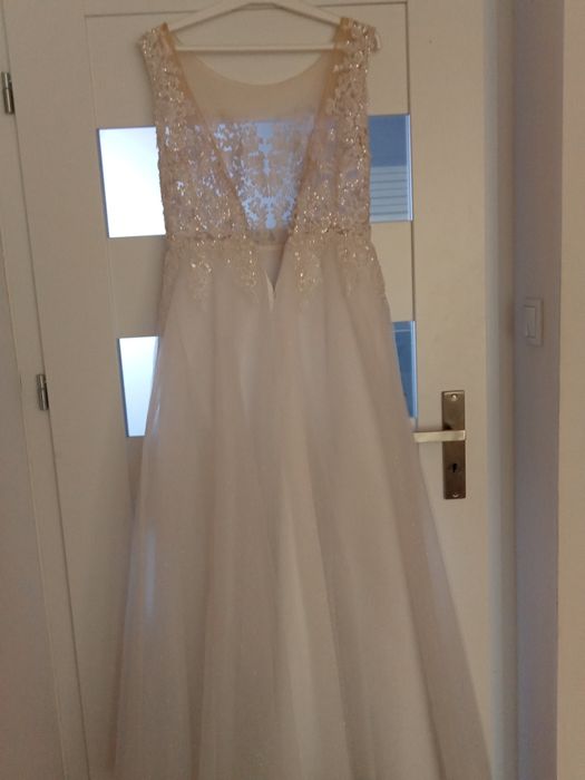 Suknia ślubna +halka +welon+narzutka na ramiona