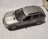 "BMW X 5"  модель 43 масштаб.