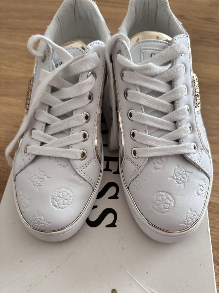 Кеди /кросівки/снікерси/36 р Guess нові оригінал