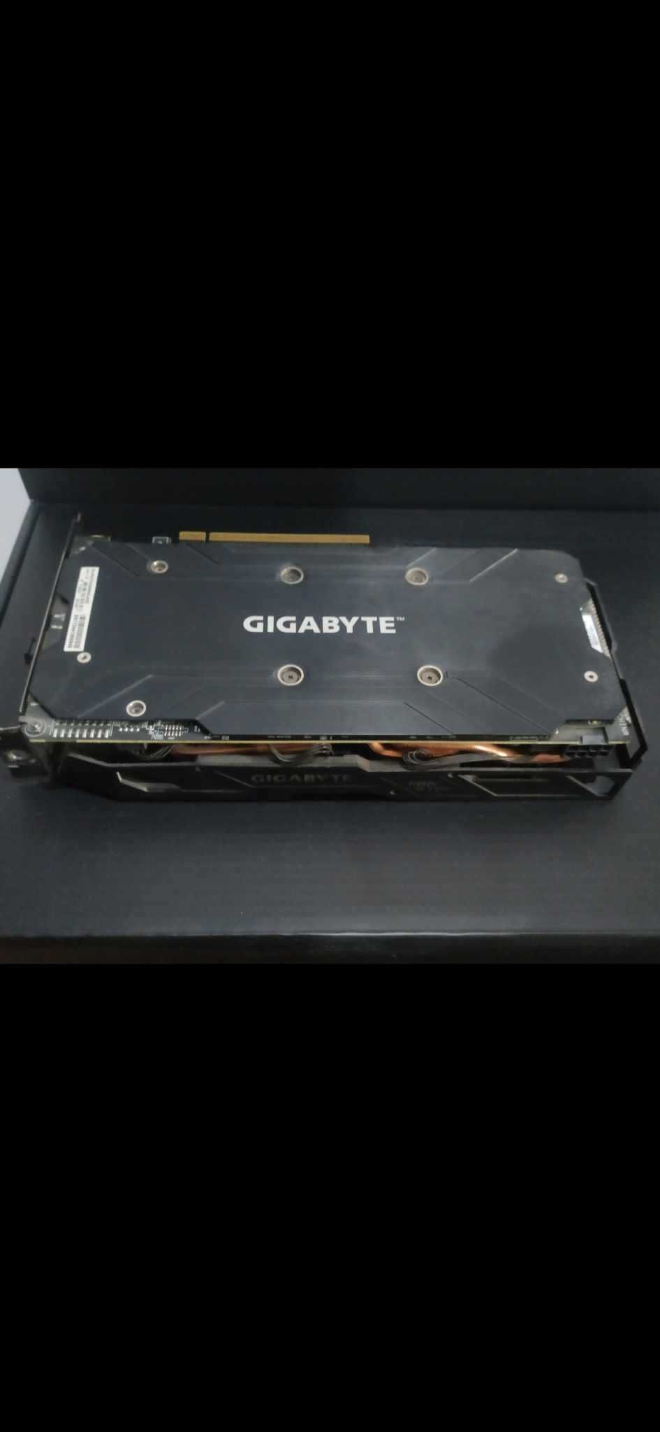 AMD RX 570 4gb Gigabyte