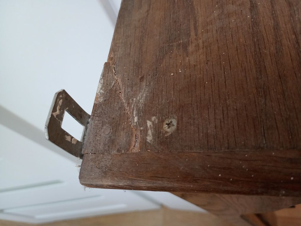 Wieszak drewniany przedpokój