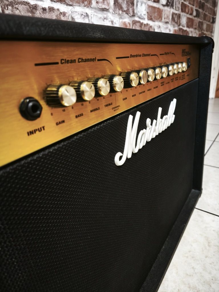 Wzmacniacz gitarowy Marshall MG250DFX