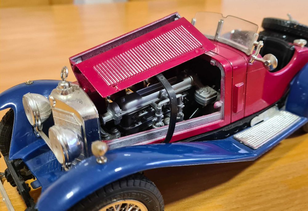 Mercedes Benz SSK - escala 1/18