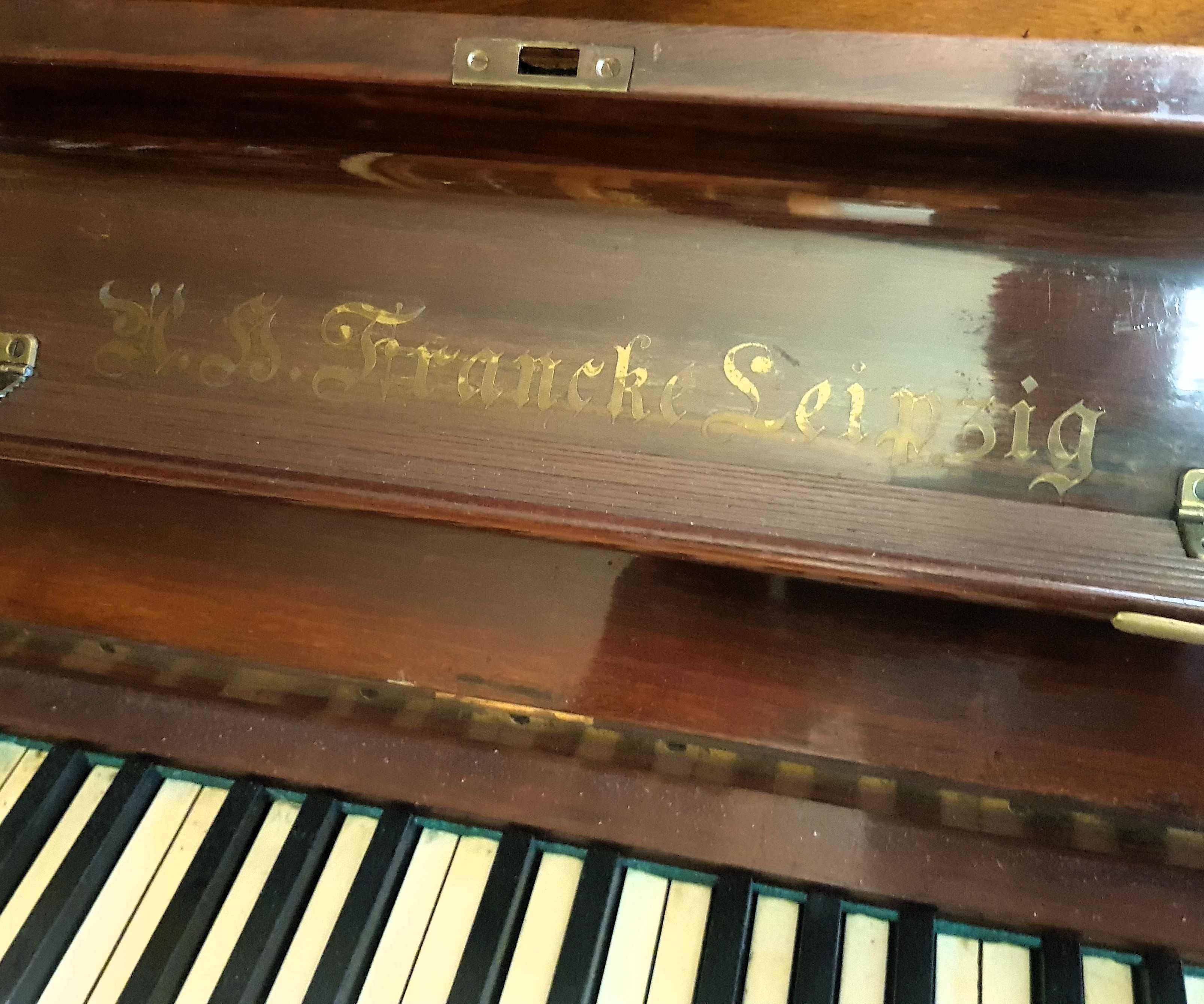 Pianino A.H Francke Leipzig
