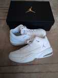 Buty Jordan Max Aura 3 r. 40,5 skóra