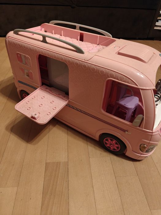 Kamper dla Barbie