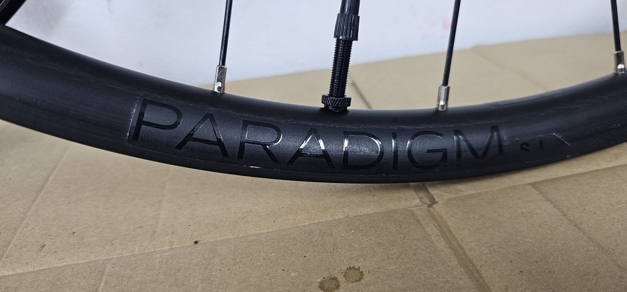 Zestaw. Koła Bontrager Paradigm SL