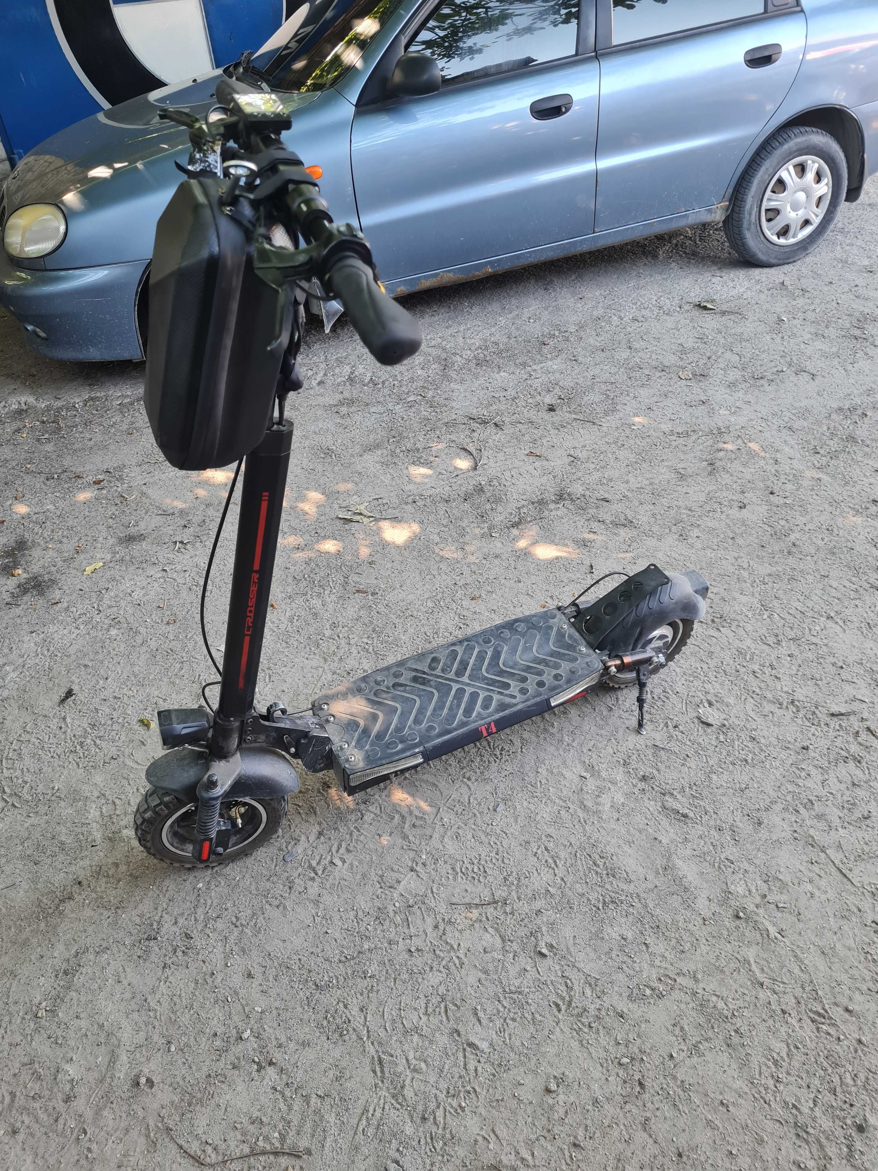 Продам Crosser T4