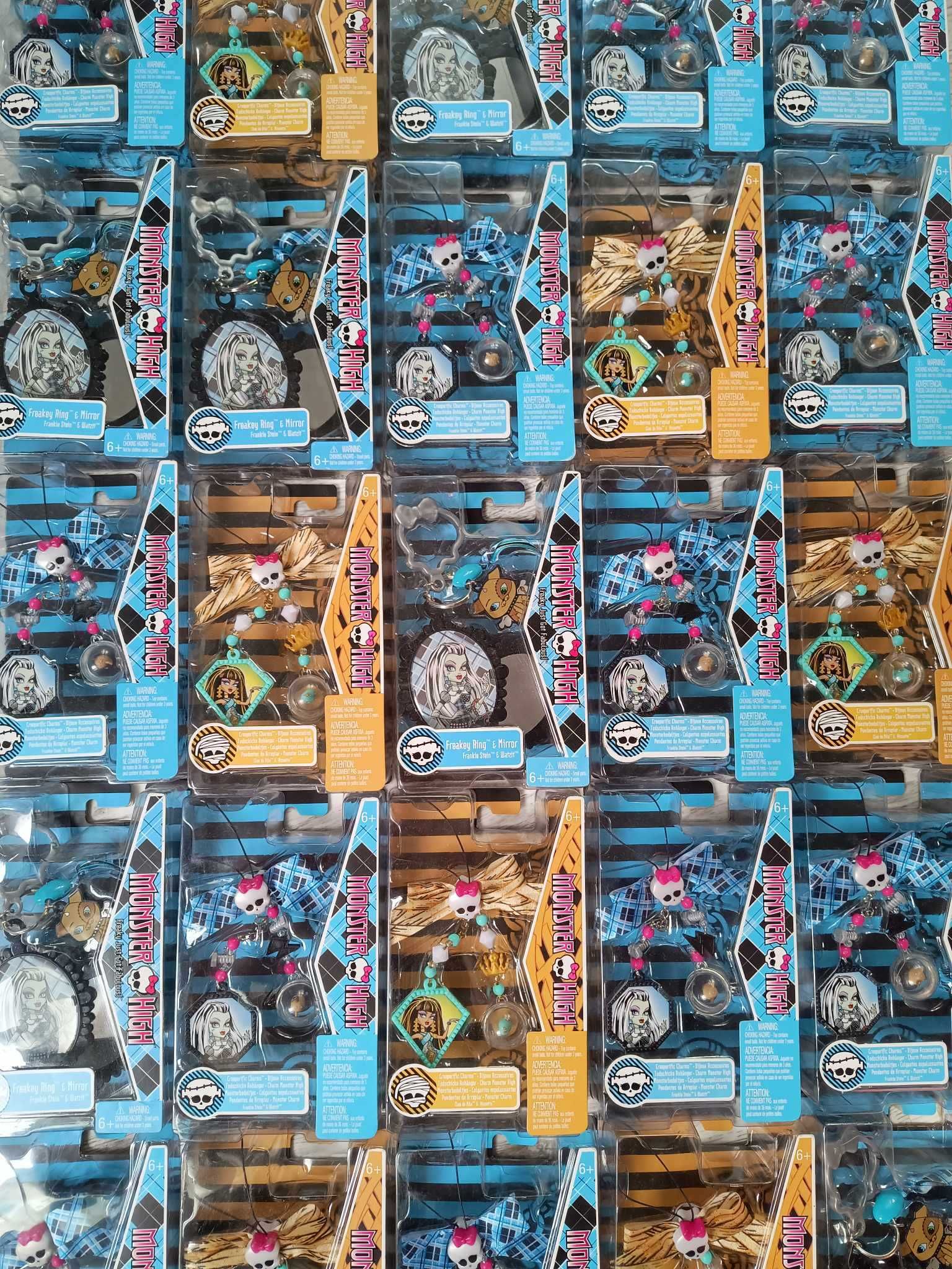 nowy brelok Monster High Frankie Stein w pudełku
