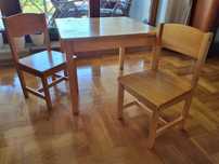 Drewniany stolik dziecięcy z dwoma krzesłami KidKraft Natural Aspen