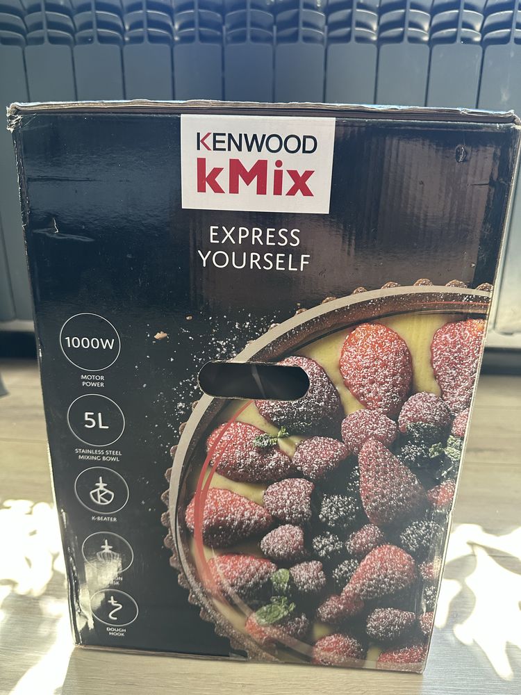 Kenwood KMX750BK Robot Kuchenny, 1000 W, 5 L czerwony