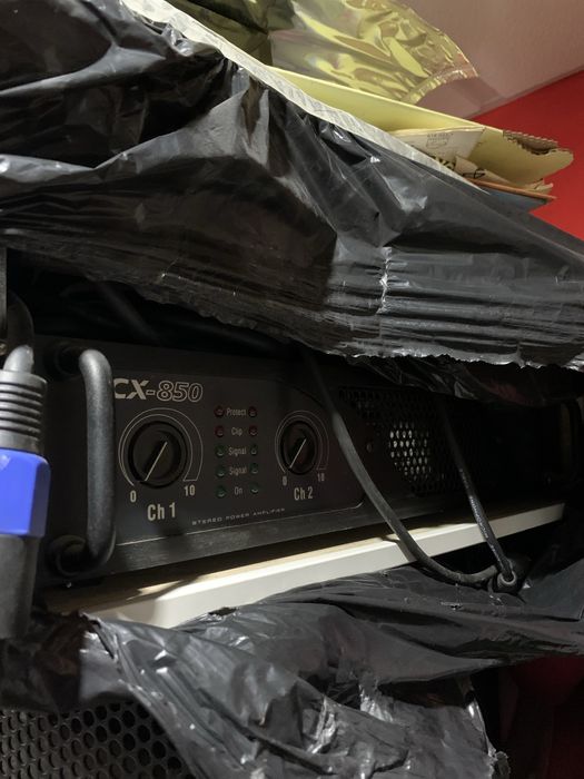 PA Audiophony (mesa de mistura e 2 colunas adicionais)