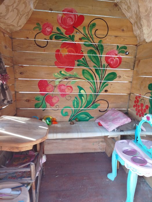 Продам будиночок дитячий з дерева