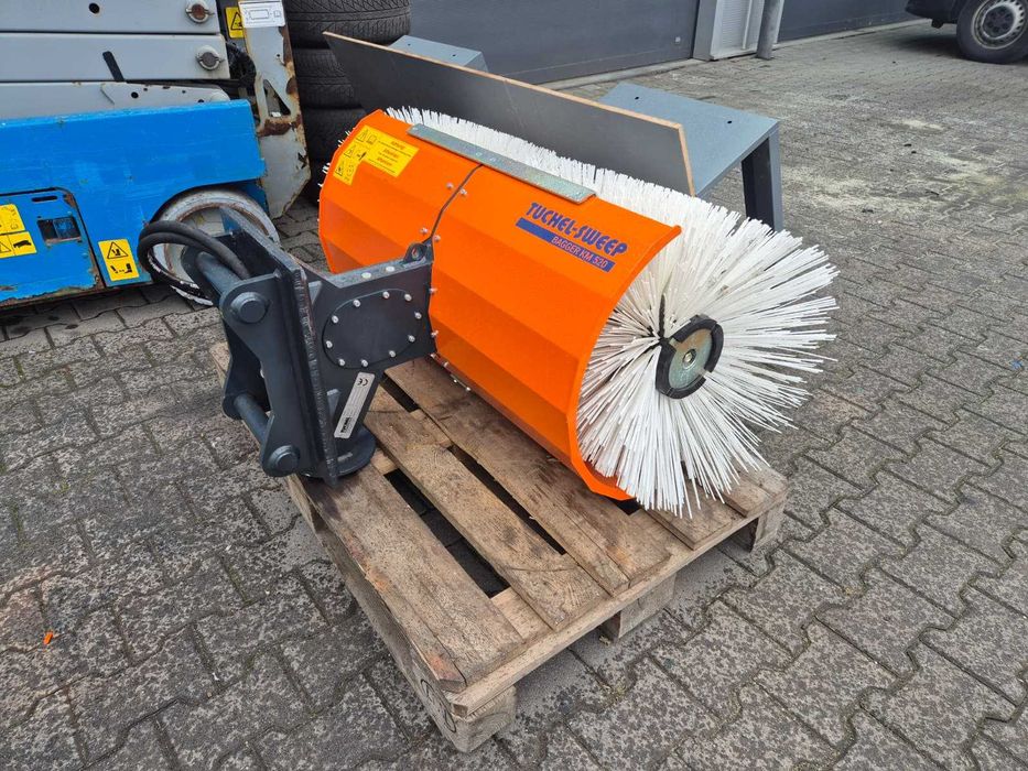 NOWA Zamiatarka szczotka / Tuchel Sweep KM 520 / Szybko złącze