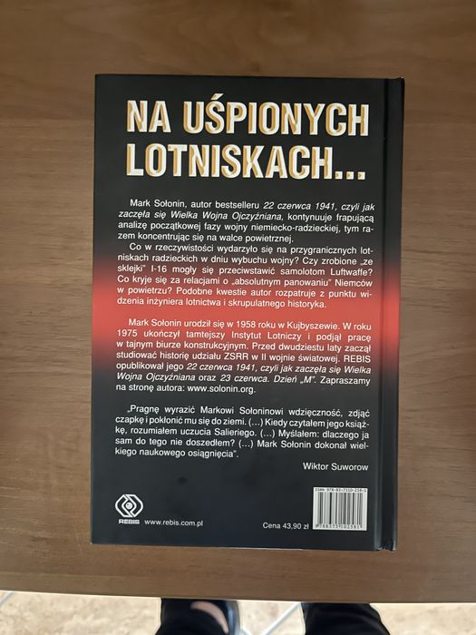 Na uśpionych lotniskach Mark Sołonin