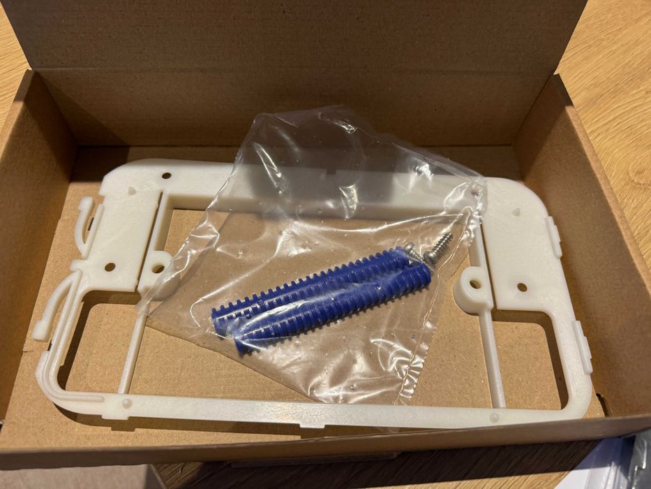 Villeroy & Boch ViConnect E200 przycisk spłukujący chrom