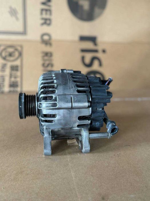 Генератор  Volkswagen BLG TSI 1.4 В наявності! фольксваген