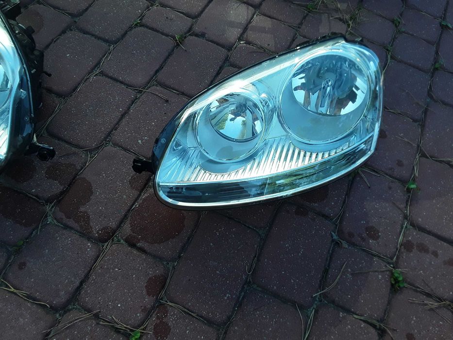 Lampa prawy lewy przód vw golf V
