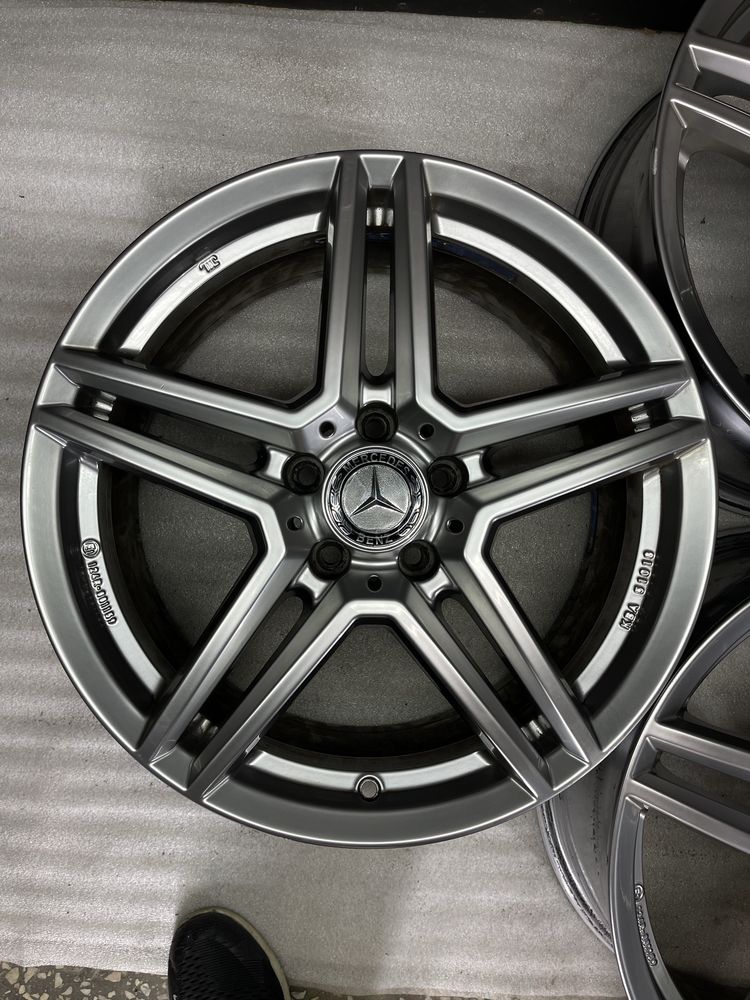 Диски R18 5x112 Et38 8J. Mercedes W211 W212 W213 W221 W222 W204 W205