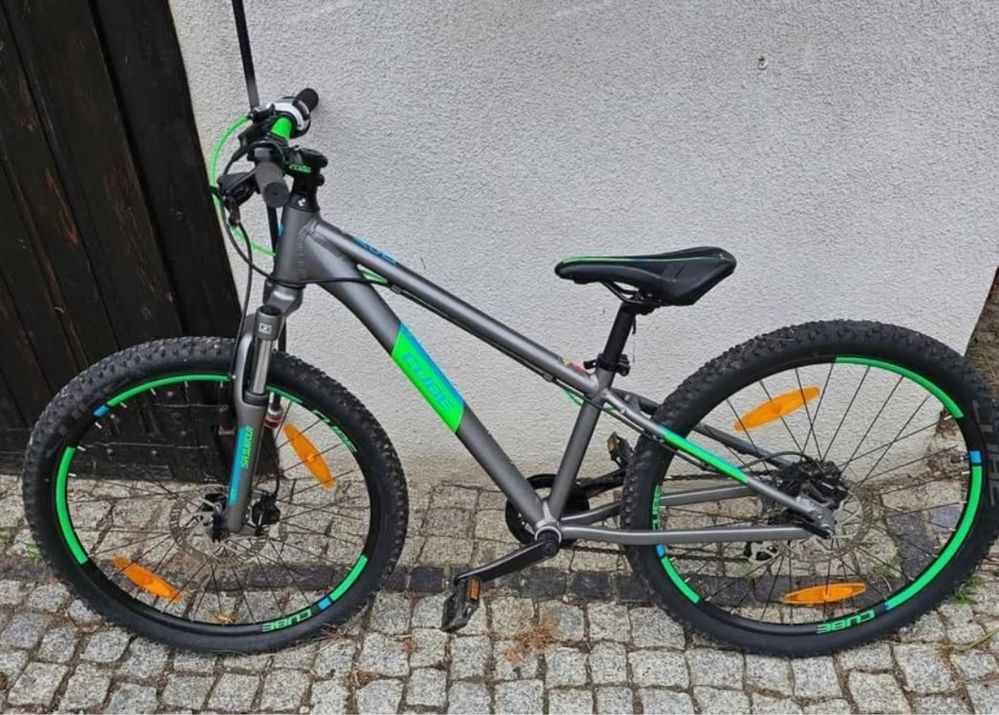 Rower młodzieżowy CUBE RACE 240 stan idealny