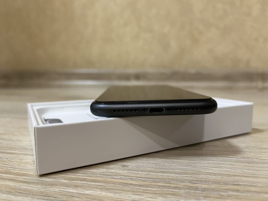 Iphone 11 Black, 128 gb IDEAL