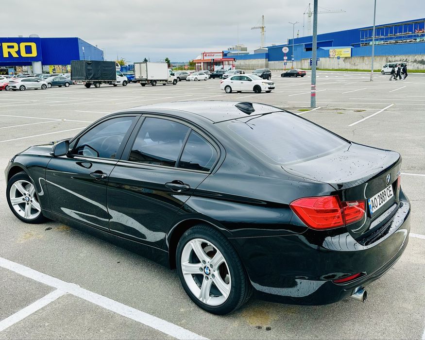 Bmw f 30 320i 2014 року