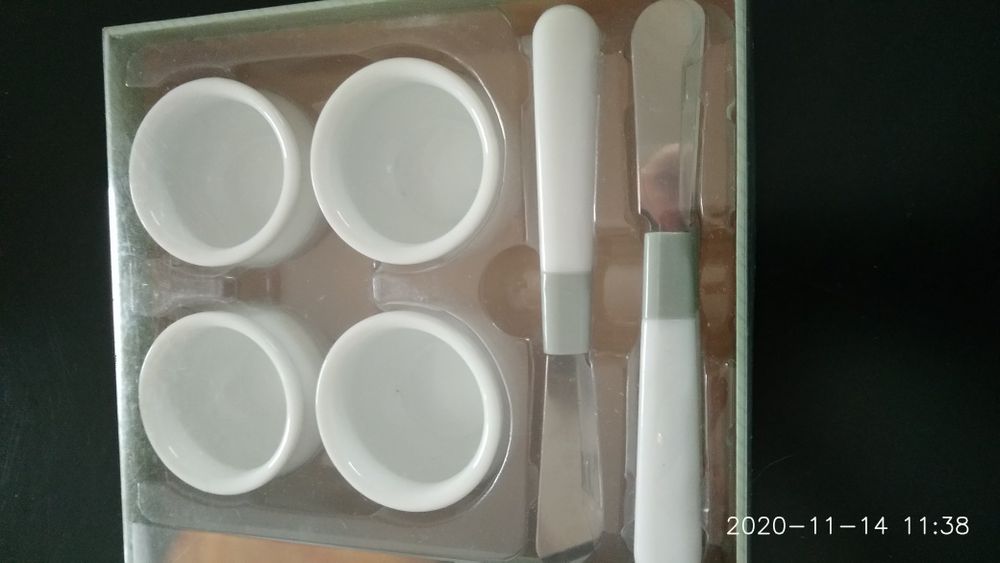 Baixa preco Conjunto taças  + facas+ livro receitas