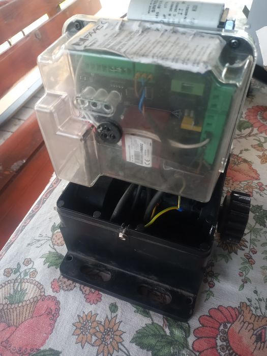 Napęd bramy przesuwnej FAAC 740