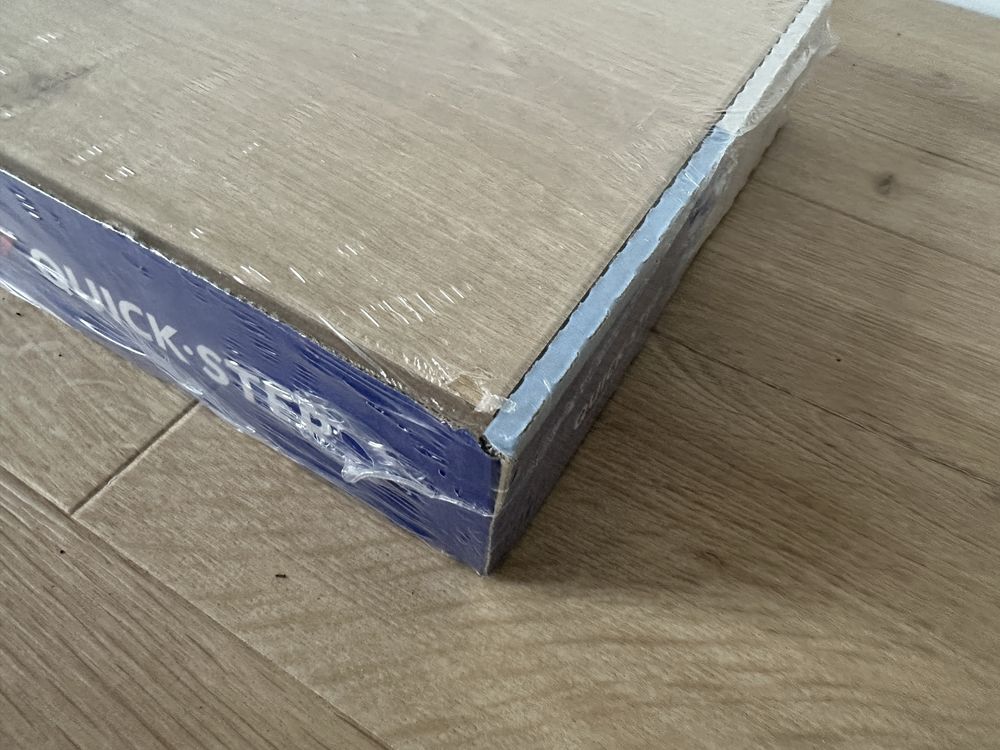 Panele Quick Step Laminate Dąb pustynny jasny naturalny MJ3550