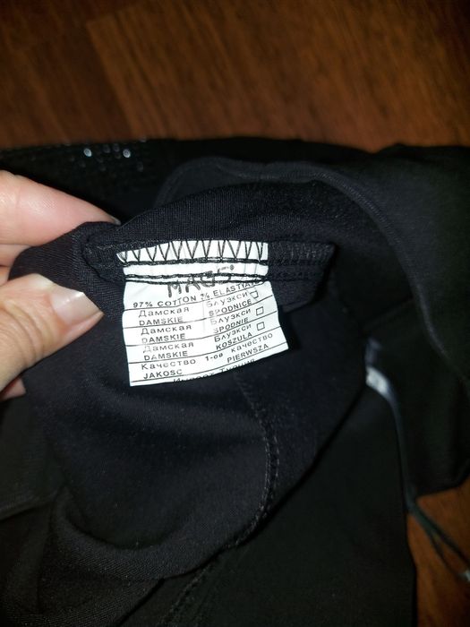 Женские брюки с лампасами из чёрных страз