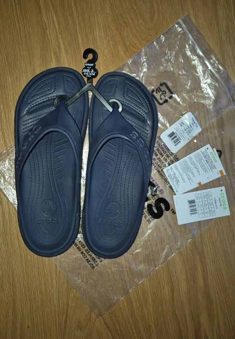 Чоловічі в´єтнамки Crocs Baya Flip, розм.41-42, (M8/W10), 26 см
Стан г