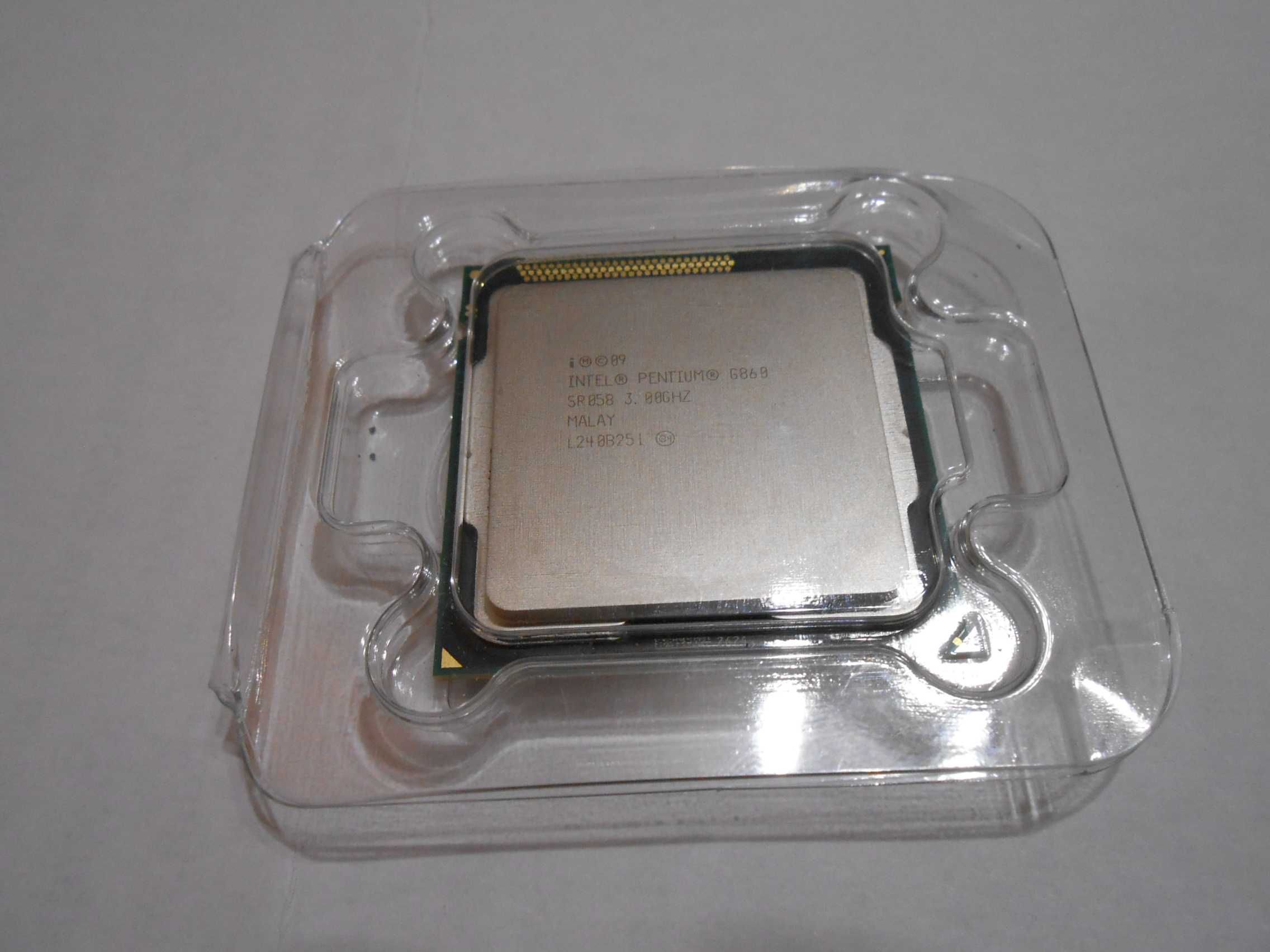 Продам процессор Intel® Pentium® G860 3.00GHz s1155