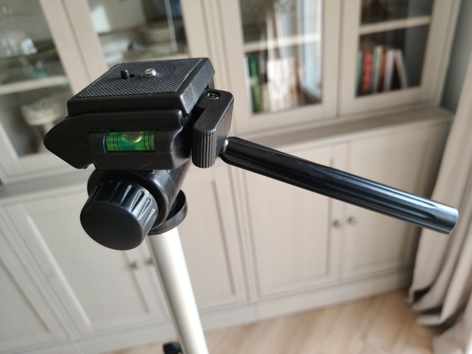 Statyw tripod lekki