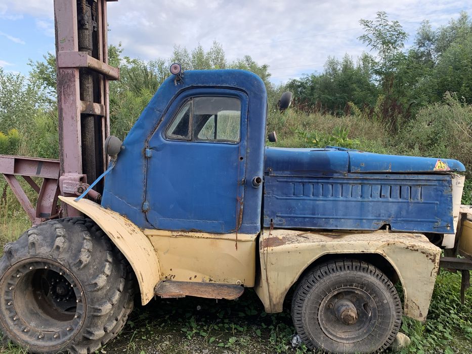 Продається автонавантажувач Львівський