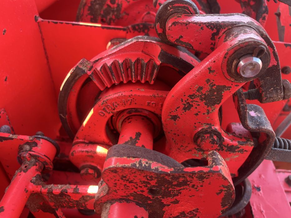 Прес подборщик Welger D2500