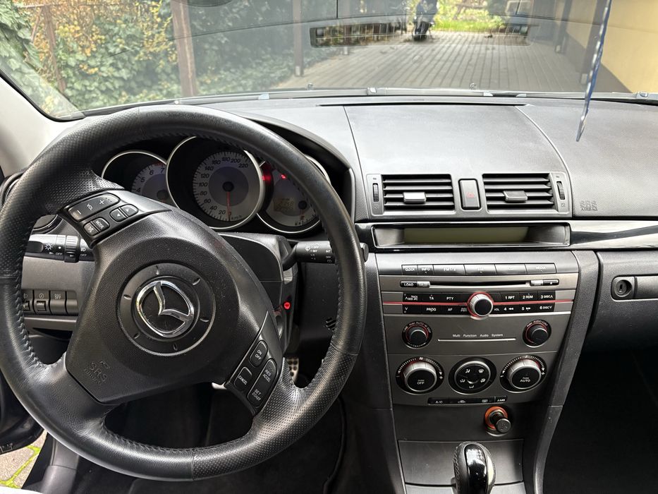 Mazda 3 2.0 +LPG
