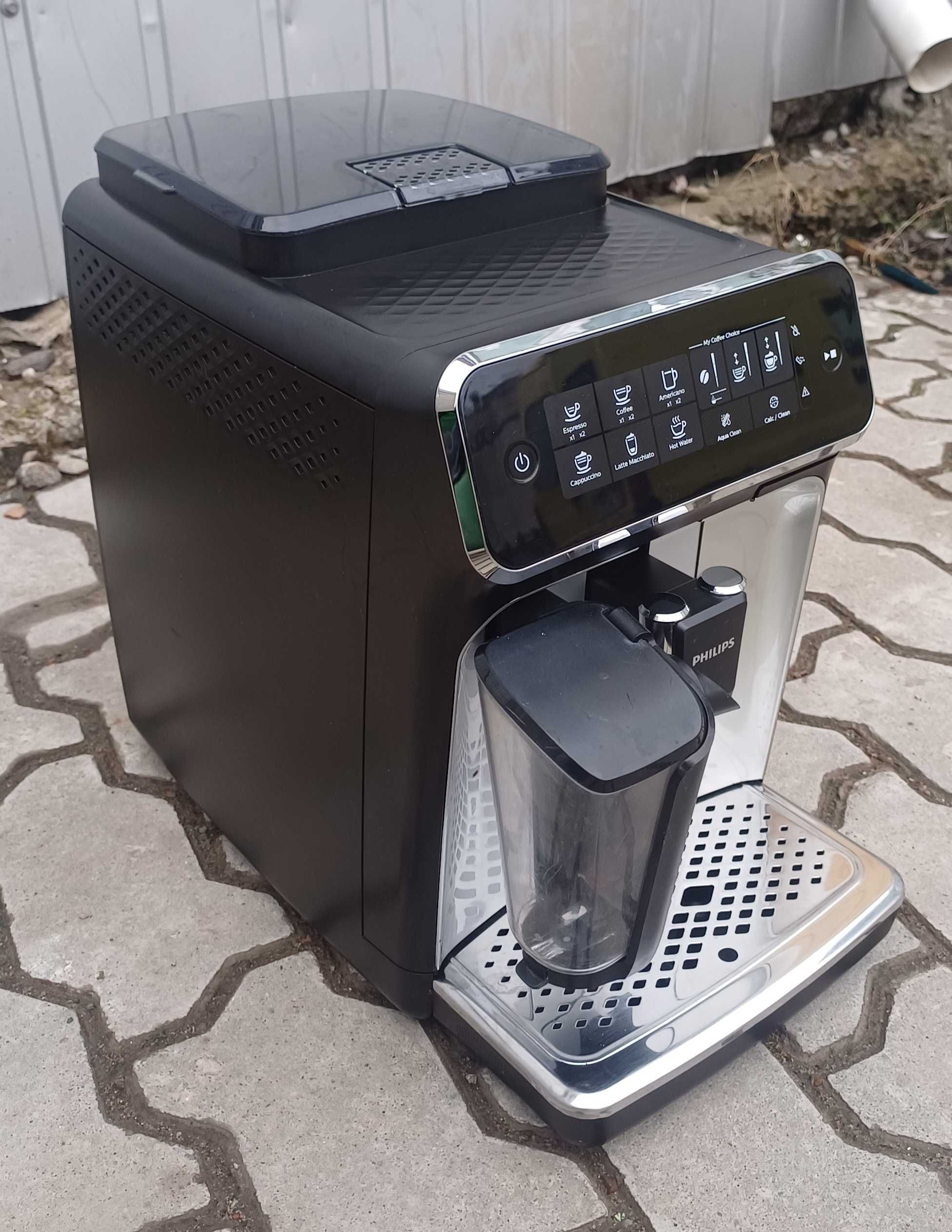 Кавомашина кавоварка Саеко Філіпс Saeco Philips EP3246/90 Series 3200