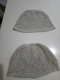 2 ozdobne czapeczki szydełkowe ozdobne kremowe