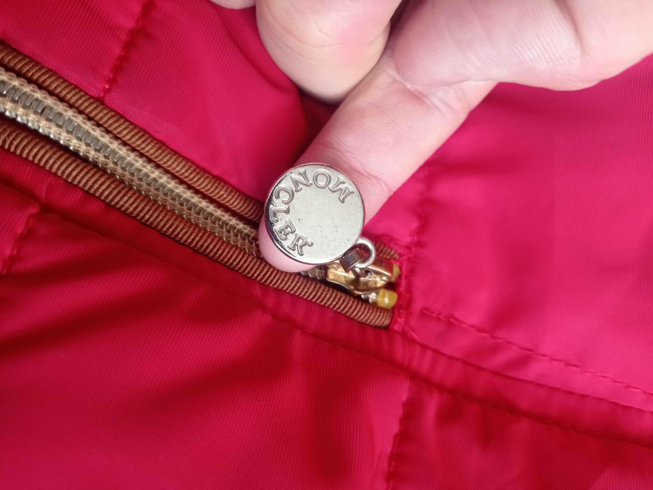 kurtka zimowa moncler