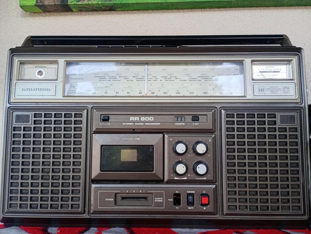 Radiomagnetofon Grundig