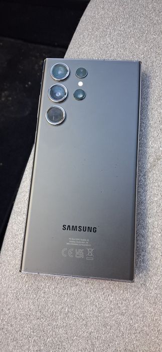 Samsung S23 Ultra 512 gb  c/ carregador wireless Samsung TROCO