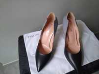 Buty, szpilki  Pollini.
