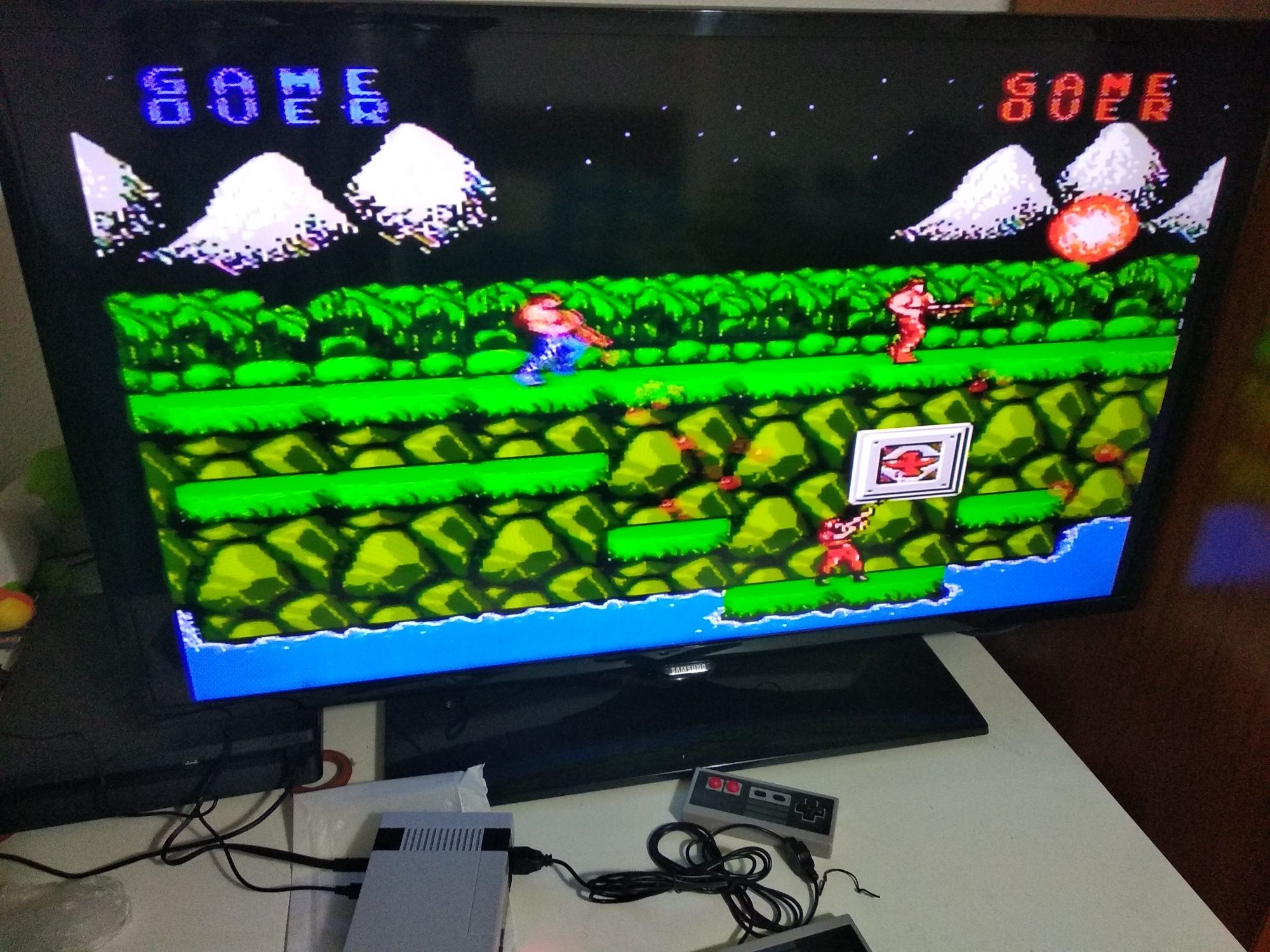 Nova Consola mini nes 500 jogos classicos com 2 comandos nova