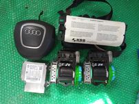 Poduszki Powietrzne Pasy Napinacze Sensor AUDI Q5 8R 8R0.880.201A