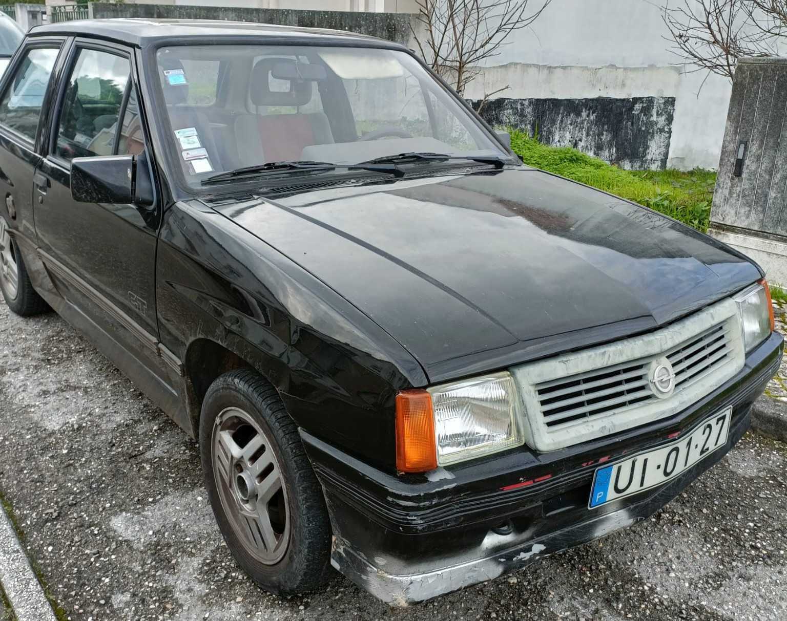 Opel Corsa A Clássico em potência